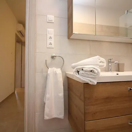 Beachfront Sea Palace فيلة *